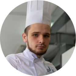 Шнайдер Владислав